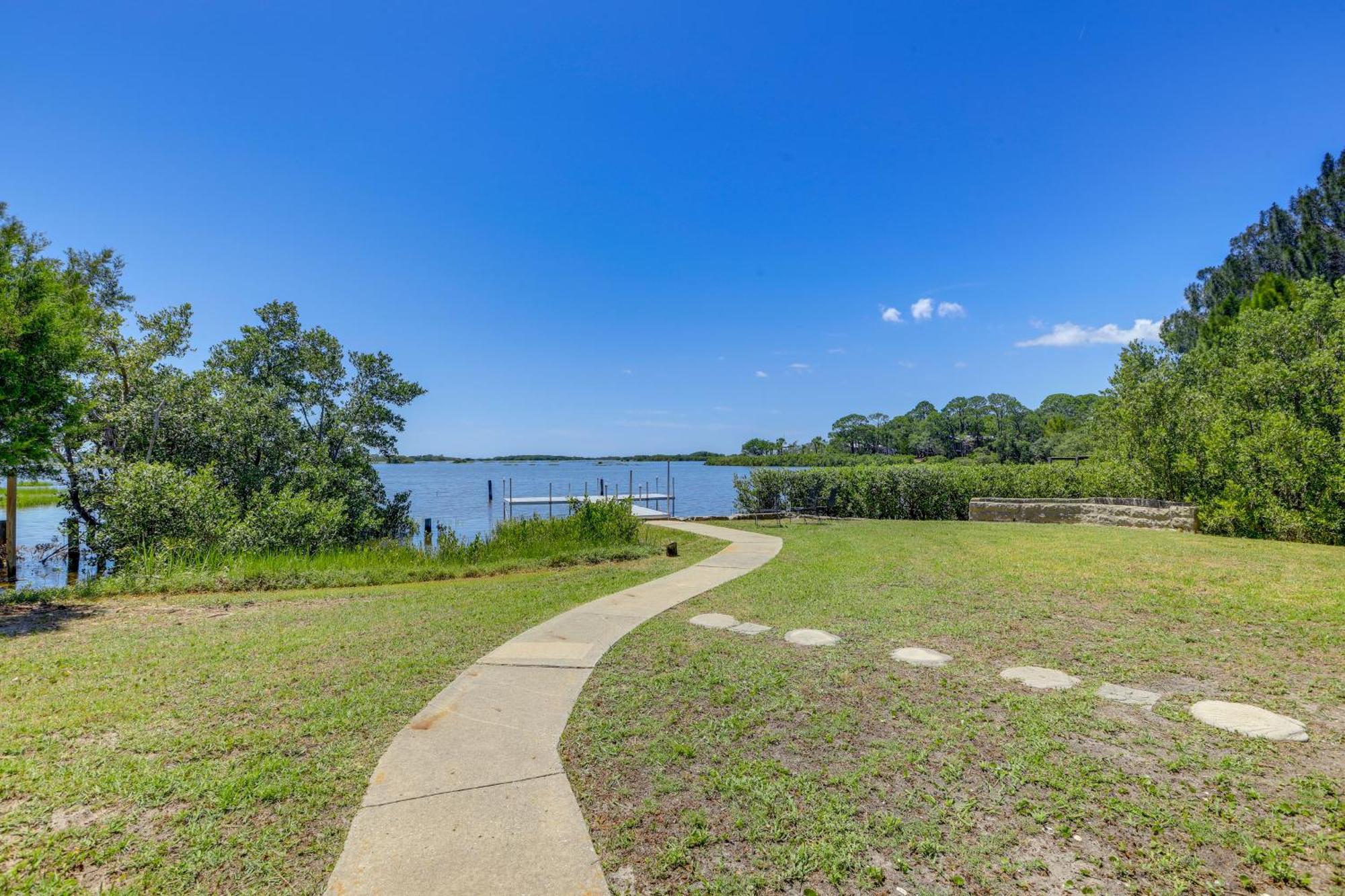 Waterfront Cedar Key Duplex Home Grill And Dock! 외부 사진