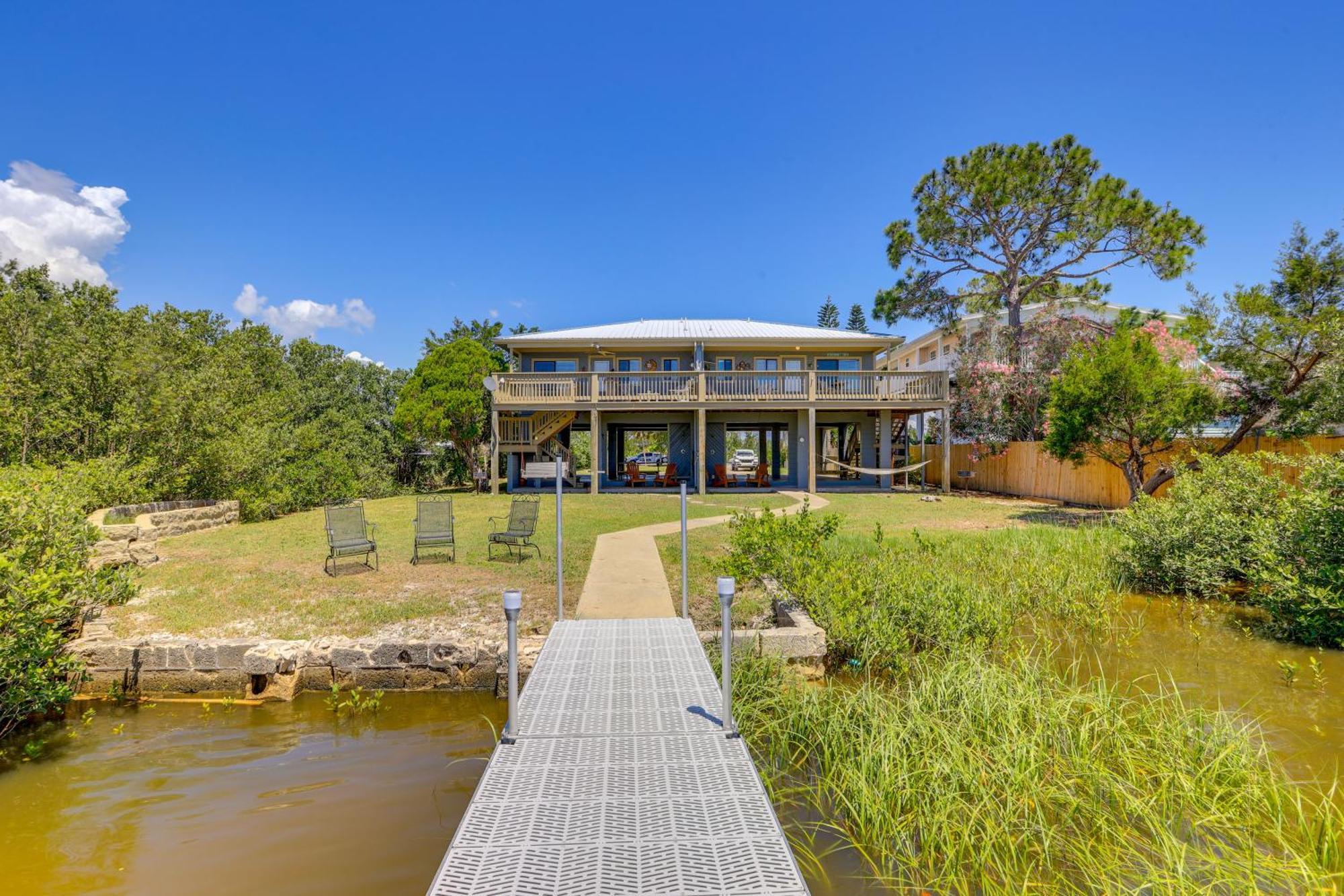 Waterfront Cedar Key Duplex Home Grill And Dock! 외부 사진