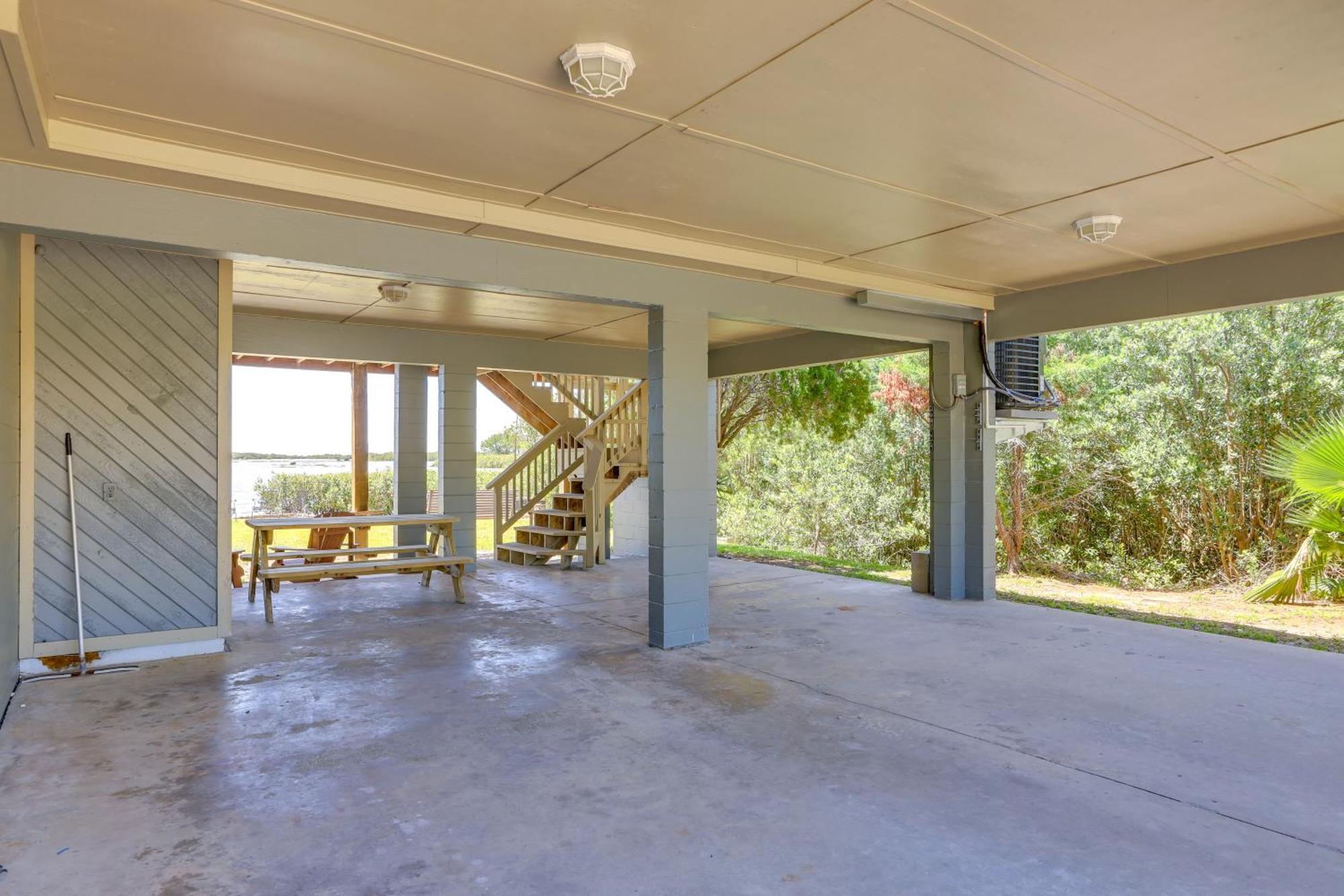 Waterfront Cedar Key Duplex Home Grill And Dock! 외부 사진